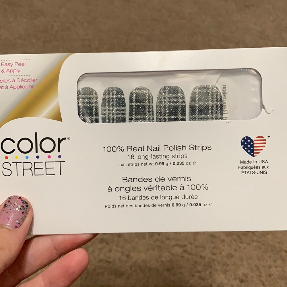 Color Street nail strips- Plaid Reputation